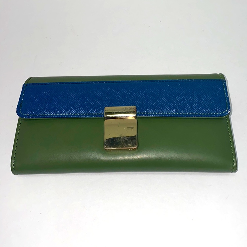 Ivanka trump leather wallet🔥🔥